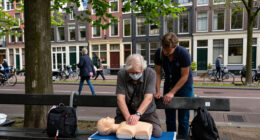 Reanimatie Op Marnixstraat In Amsterdam - AD.nl